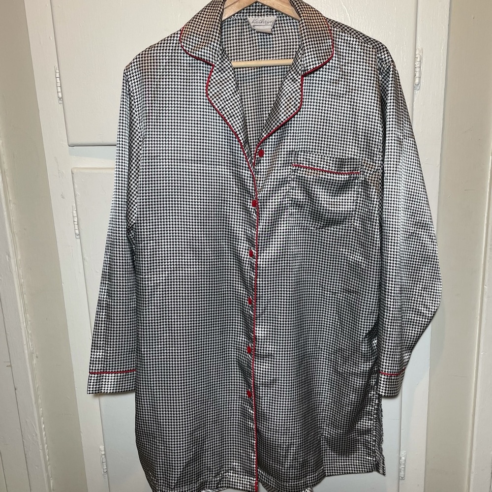 Small teddy pajama set black and white with red trim